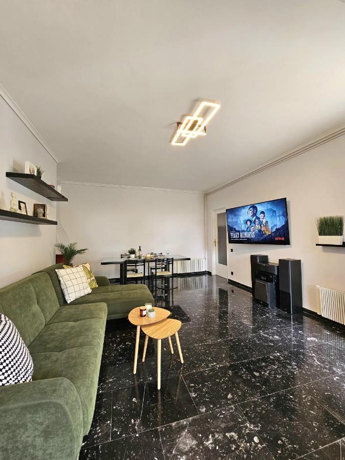 Modern Garden View Apt In Voula, Athens - Luxe Kültér fotó